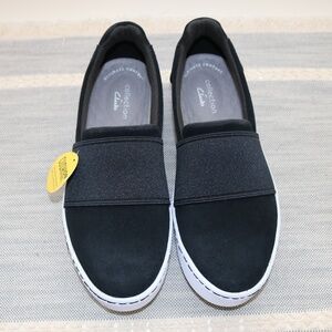 Clarks Slip on Sneaker